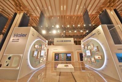 1塊板材變海爾冰箱:智能制造顯科技實(shí)力